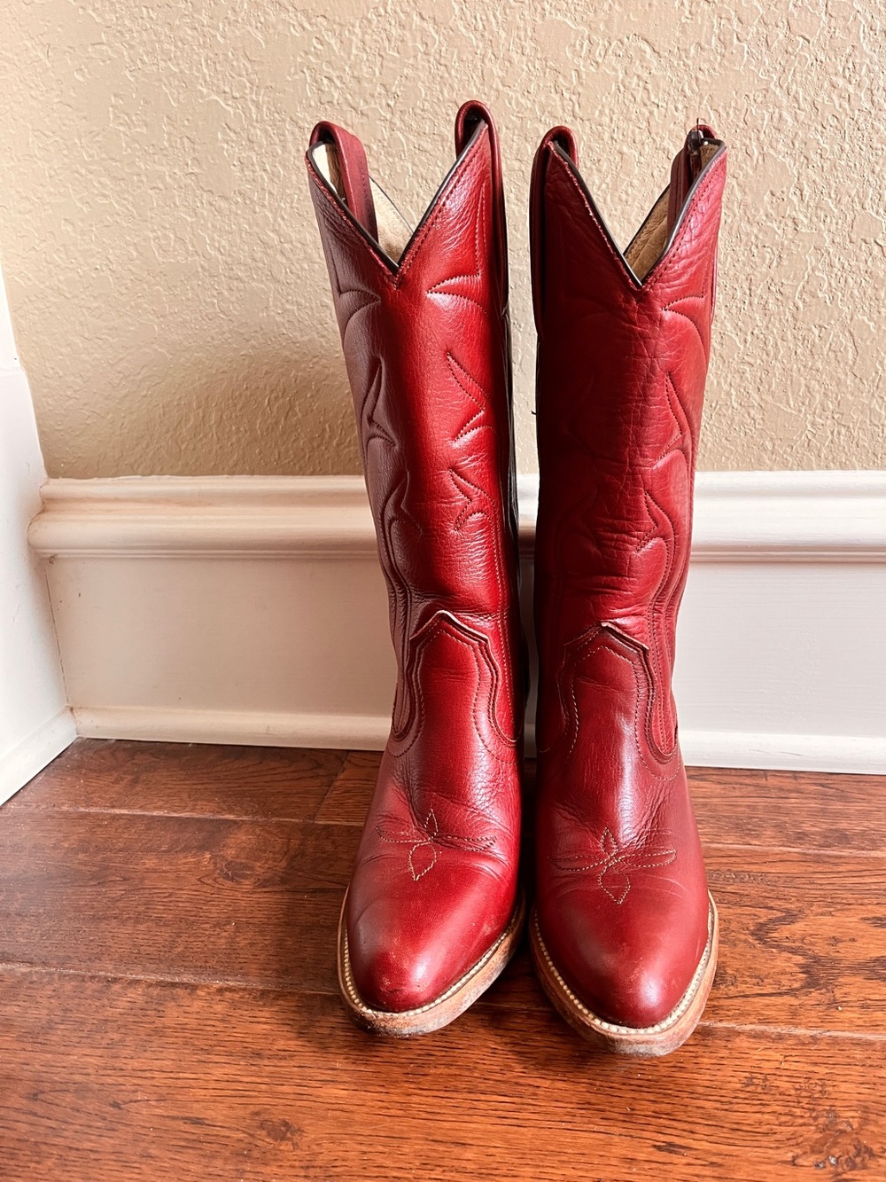 Frye Women’s High Heeled Cowboy Boots